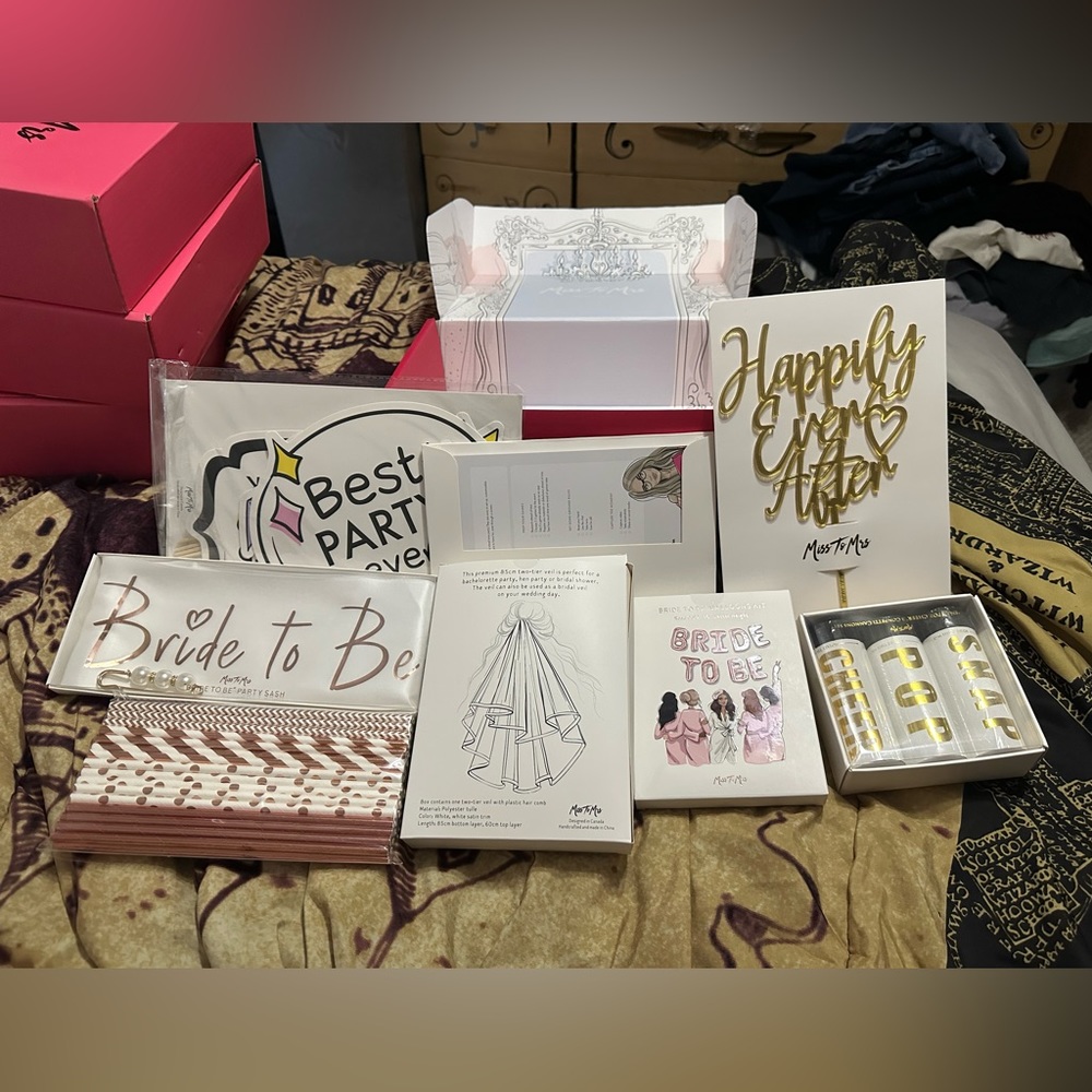 Brand New Miss To Mrs Women's Bridal box